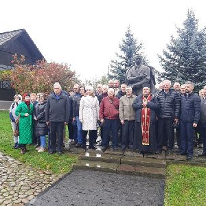 У Старому Угринові відзначили 65-роковини з дня загибелі Степана Бандери